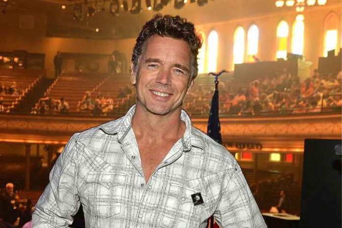 Who is john schneider's and his net worth, Love life, Great Achievement and FAQ